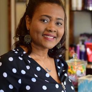 Meet your Posher, Rose